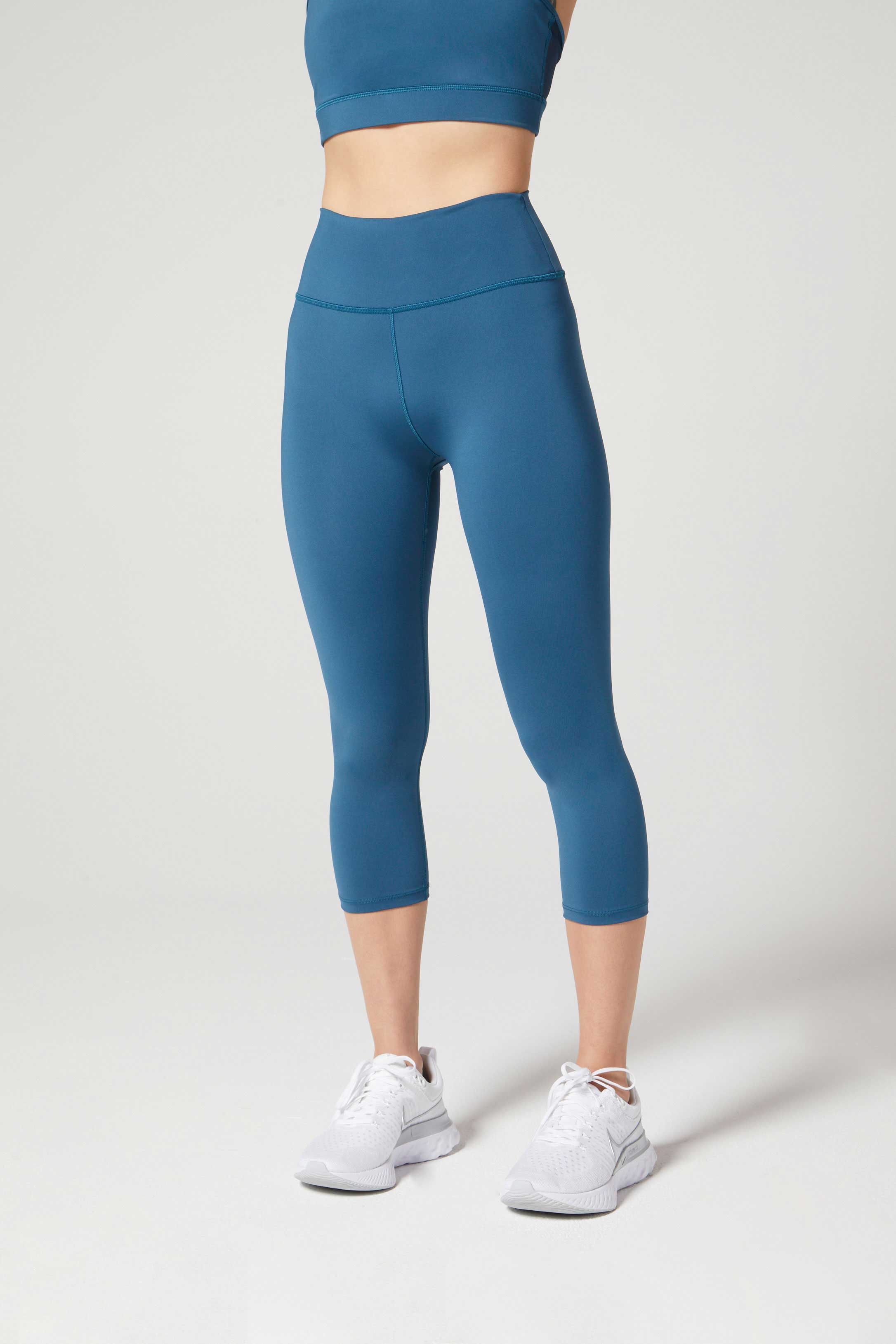 Top Notch NME Cold Heart (Blue Heart) Crossover leggings with pockets — Top  Notch NME®️ - Official Website