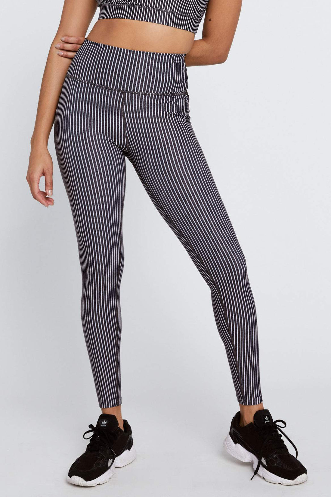 Harper Leggings Black And White Stripe – Wear It To Heart